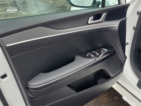 Certified 2025 Kia K5 LXS image 6