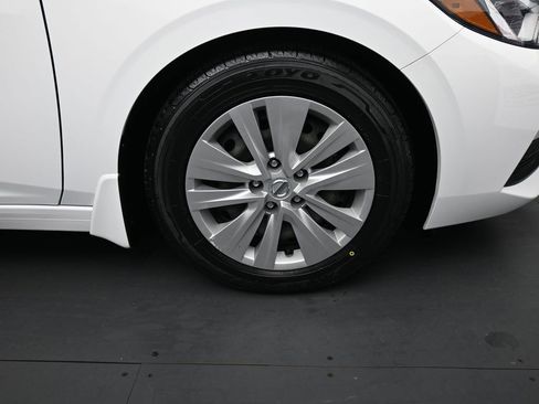 Used 2021 Nissan Sentra S image 13