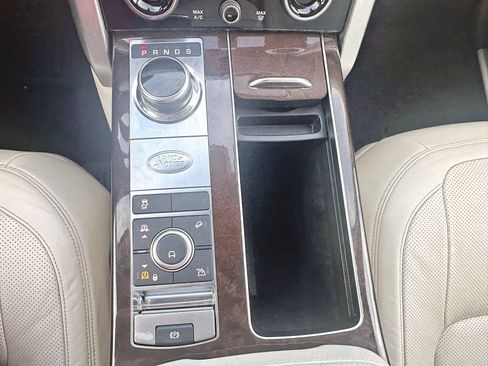 Used 2018 Land Rover Range Rover HSE AWD/4WD image 48