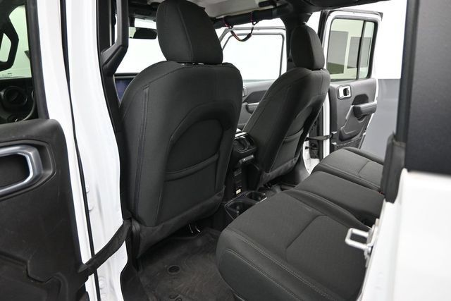 Used 2022 Jeep Gladiator Sport AWD/4WD image 13