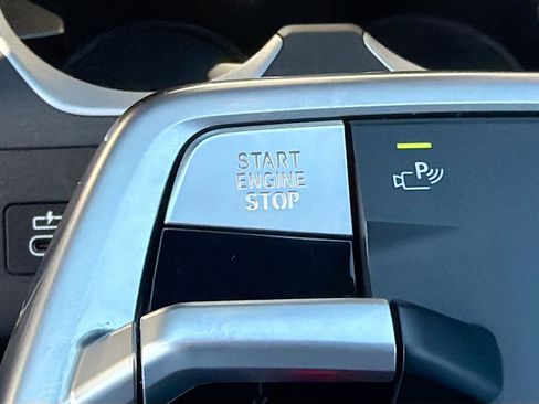 Used 2025 BMW X2 xDrive28i image 36