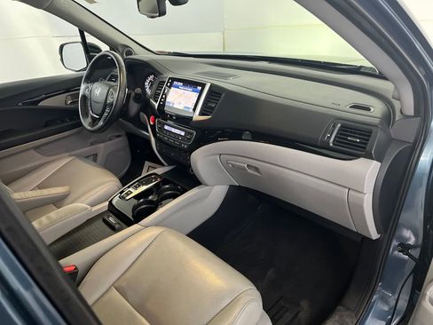 Used 2018 Honda Pilot Elite image 23