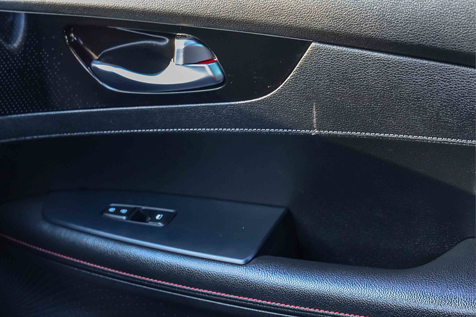 Certified 2021 Kia Forte GT w/ GT2 Package FWD image 16