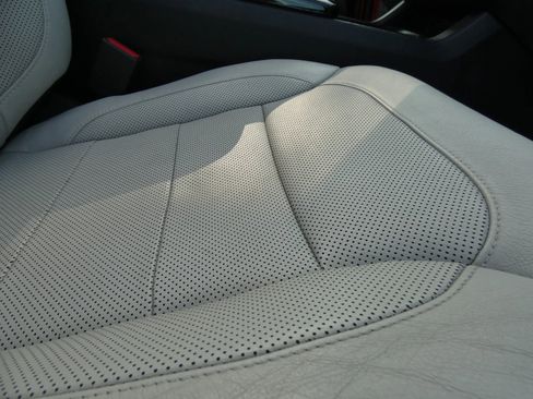 Used 2019 Mercedes-Benz GLS 550 4MATIC image 33