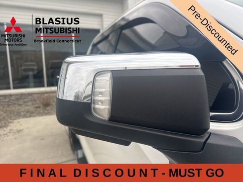 Used 2021 GMC Sierra 1500 SLT w/ SLT Premium Package AWD/4WD image 51
