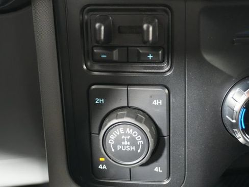 Used 2023 Ford F150 Limited AWD/4WD image 19