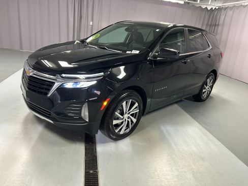 Used 2024 Chevrolet Equinox LT w/ LPO, Floor Liner Package image 3