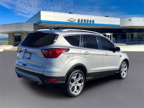 Used 2019 Ford Escape Titanium image 8