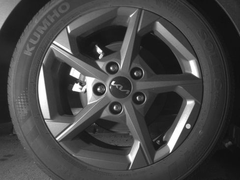 Used 2025 Kia K4 FWD image 18