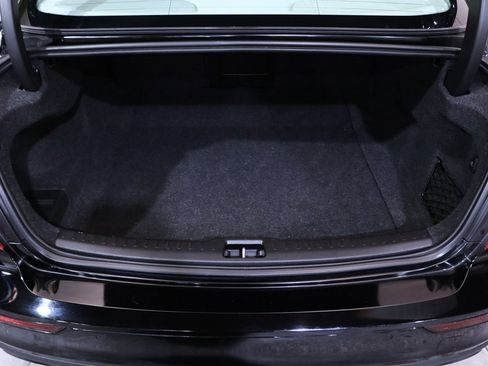 Used 2019 Volvo S60 T5 Momentum w/ Premium Package image 23