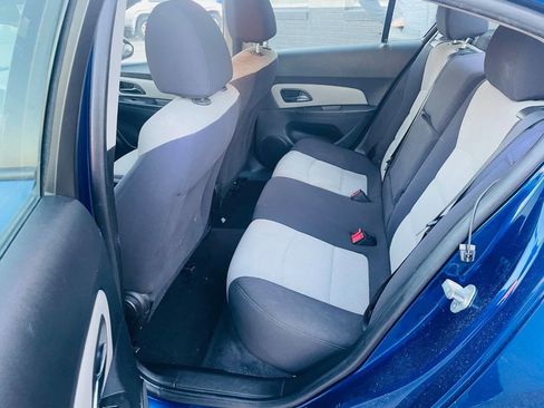 Used 2013 Chevrolet Cruze LS image 10
