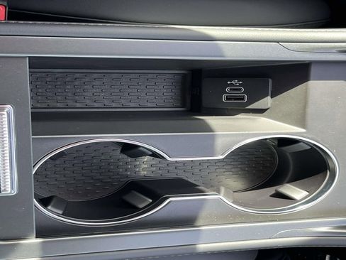 New 2026 Lincoln Nautilus Reserve AWD/4WD image 19