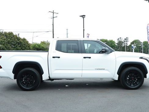Used 2024 Toyota Tundra SR5 w/ SR5 Convenience Package RWD image 4