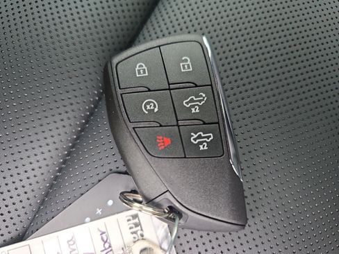 New 2026 GMC Sierra EV Elevation image 35