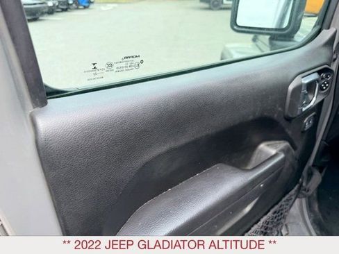 Used 2022 Jeep Gladiator Sport AWD/4WD image 12
