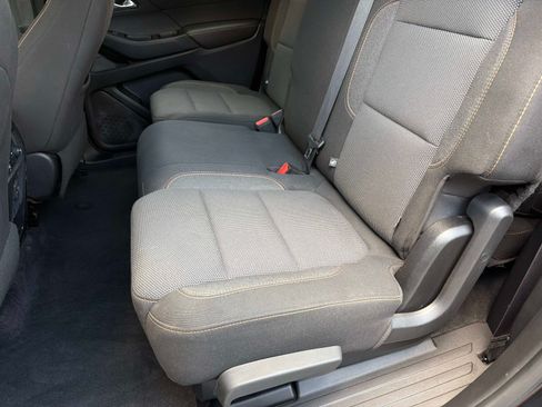 Used 2020 Chevrolet Traverse LS AWD/4WD image 13