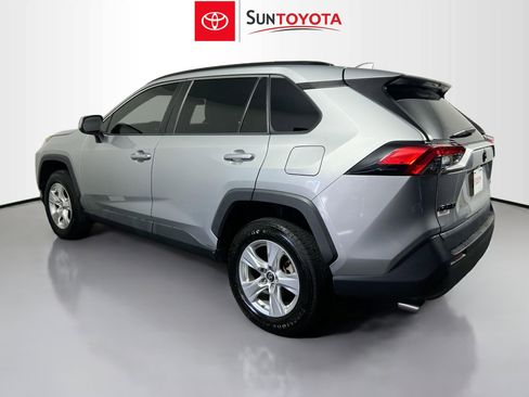 Used 2019 Toyota RAV4 XLE image 6