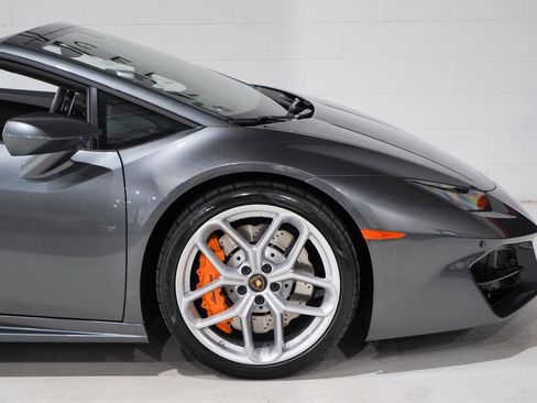 Used 2018 Lamborghini Huracan LP 580-2 image 20
