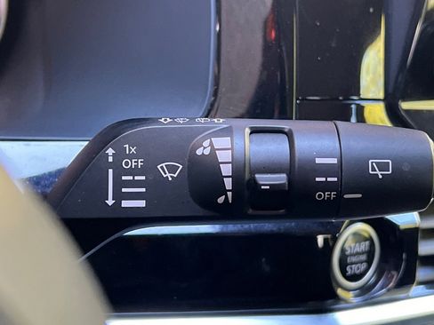 Used 2022 Nissan Pathfinder SL w/ Cargo Package image 36