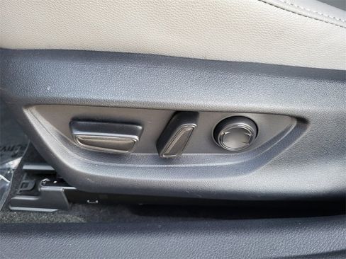 Used 2025 Toyota Camry XSE image 16