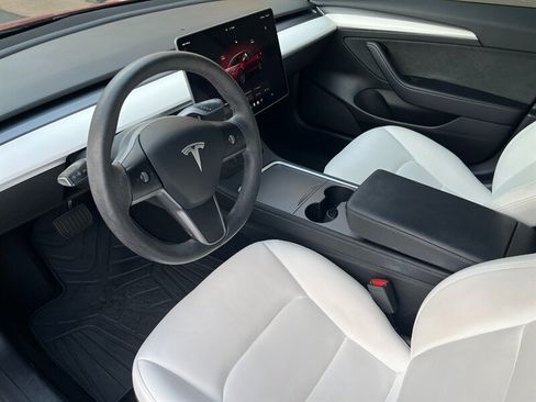 Used 2022 Tesla Model 3 Long Range AWD/4WD image 2