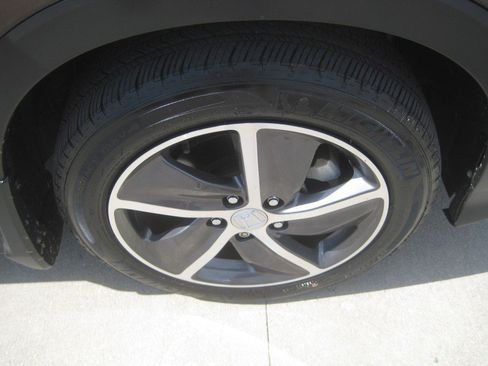 Used 2022 Honda HR-V EX-L image 10