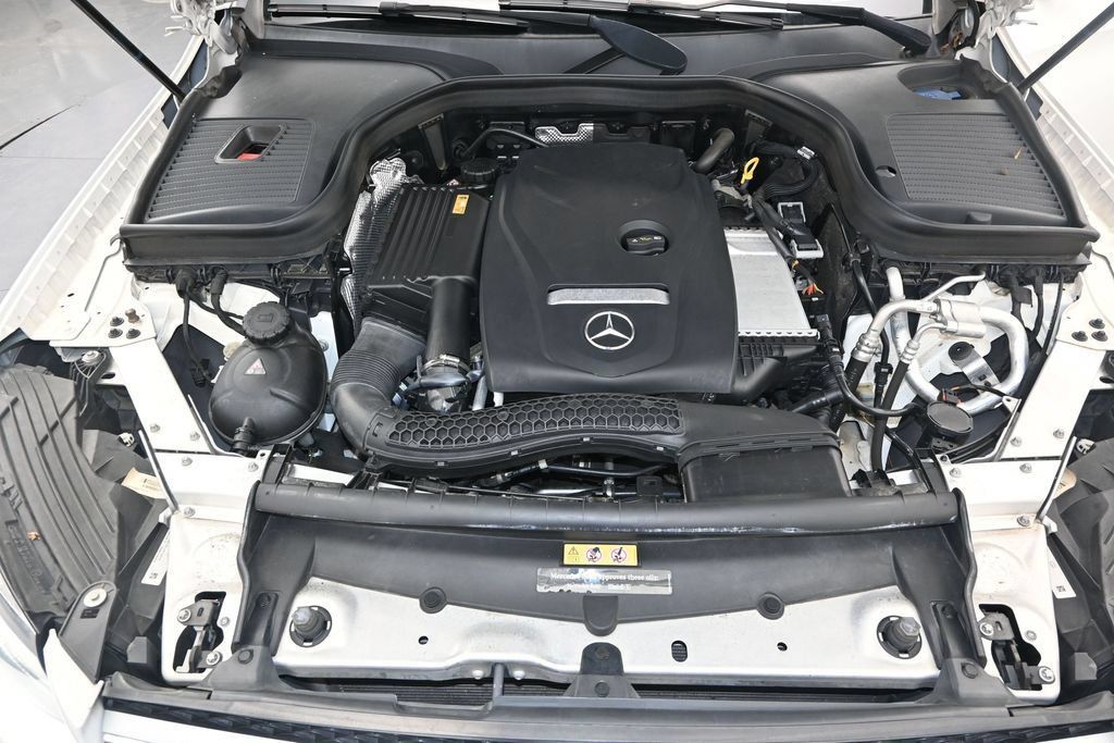 Used 2016 Mercedes-Benz GLC 300 image 22