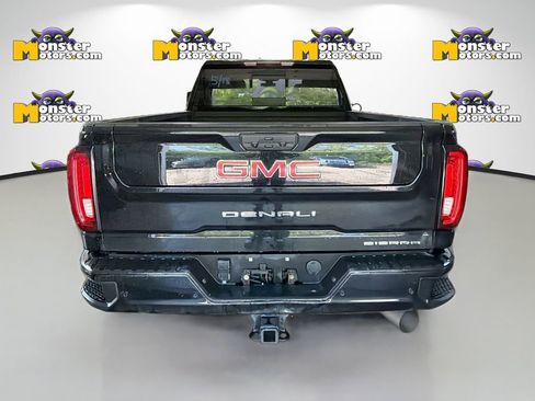 Used 2022 GMC Sierra 2500 Denali AWD/4WD image 5