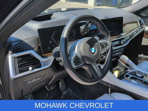 Used 2026 BMW X6 xDrive40i w/ Premium Package AWD/4WD image 11