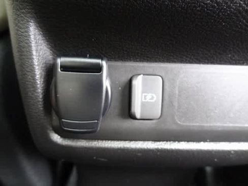 Used 2020 INFINITI QX50 Luxe w/ Navigation Package image 13