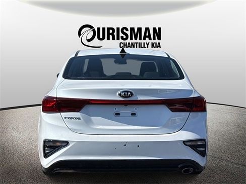 Used 2021 Kia Forte LXS image 3