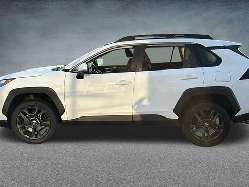 Used 2024 Toyota RAV4 Adventure AWD/4WD image 4
