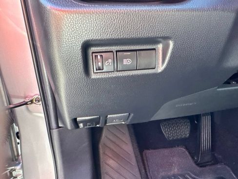 Used 2022 Toyota RAV4 LE w/ Carpet Mat Package (TMS) AWD/4WD image 16
