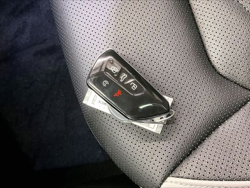 New 2026 Volkswagen Atlas Peak Edition image 36