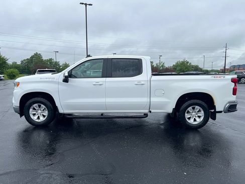 Used 2023 Chevrolet Silverado 1500 LT w/ Work Truck Package AWD/4WD image 3