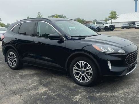 Used 2021 Ford Escape SEL image 2