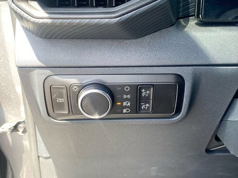 Used 2025 Ford Mustang Coupe RWD image 21
