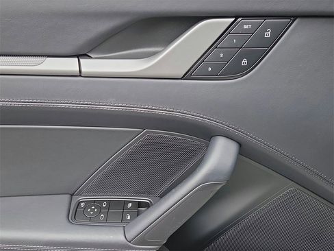 Used 2024 Porsche 911 Targa 4 image 8