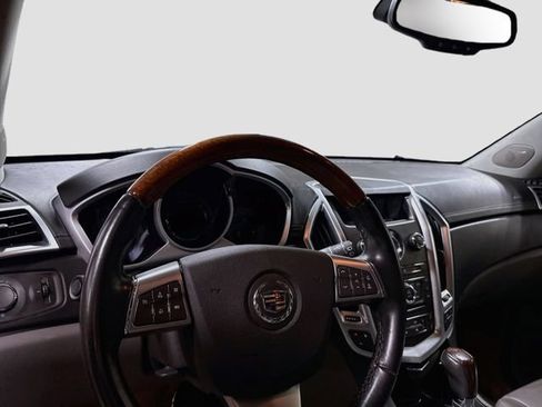 Used 2010 Cadillac SRX Luxury FWD image 10