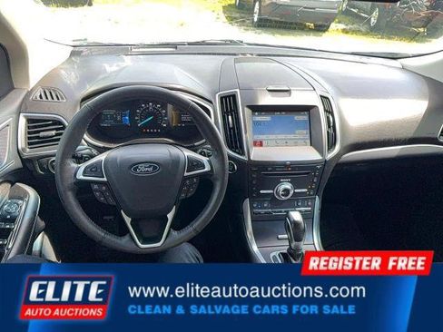 Used 2018 Ford Edge Titanium w/ Equipment Group 302A FWD image 18