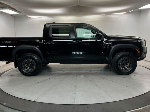 New 2026 Nissan Frontier PRO-4X w/ Pro-4x Convenience Package AWD/4WD image 6