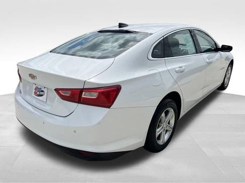 Used 2024 Chevrolet Malibu LS w/ Driver Confidence Package FWD image 5