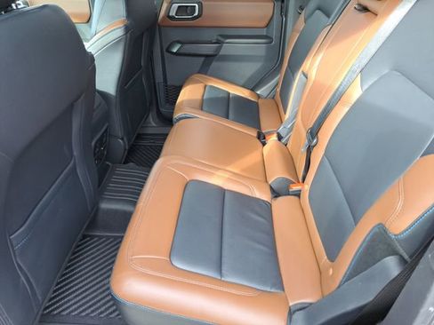 Used 2024 Ford Bronco Outer Banks image 24