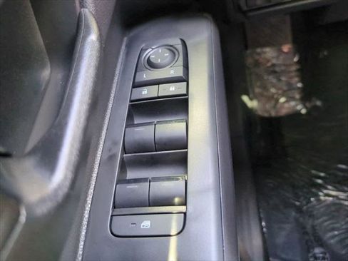 Certified 2026 Toyota Tacoma SR5 RWD image 21