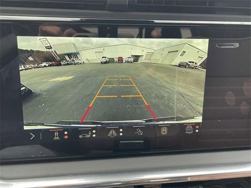 New 2026 GMC Sierra 2500 Denali Ultimate w/ LPO, Black Badging Package image 14