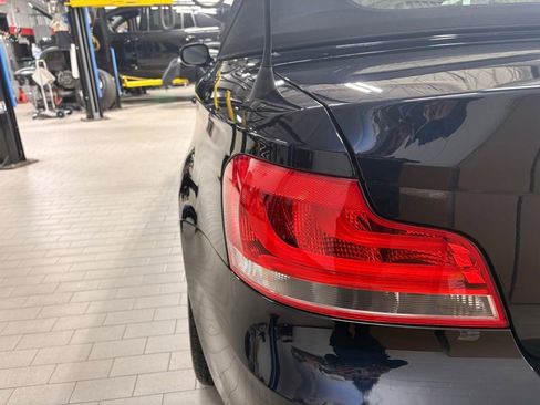 Used 2013 BMW 135i Convertible image 9