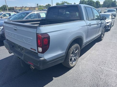 Used 2025 Honda Ridgeline TrailSport image 4