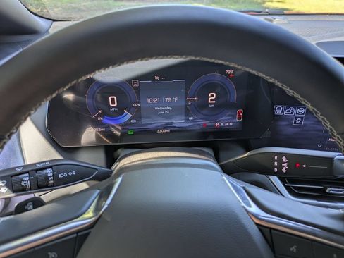 New 2026 Chevrolet Equinox EV LT w/ Convenience Package II FWD image 15