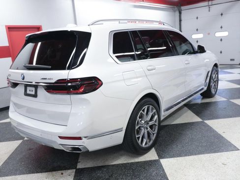 Used 2024 BMW X7 xDrive40i w/ Premium Package AWD/4WD image 7