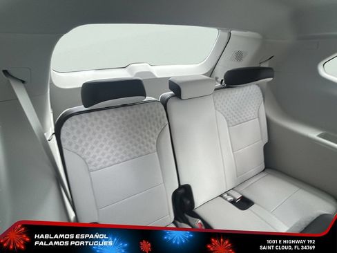 New 2026 GMC Acadia Denali w/ Super Cruise Package FWD image 29